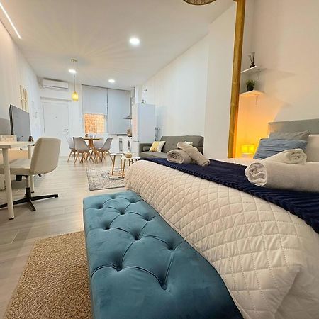 Estudio Maria Zambrano A Pasos De La Estacion Malaga Ngoại thất bức ảnh