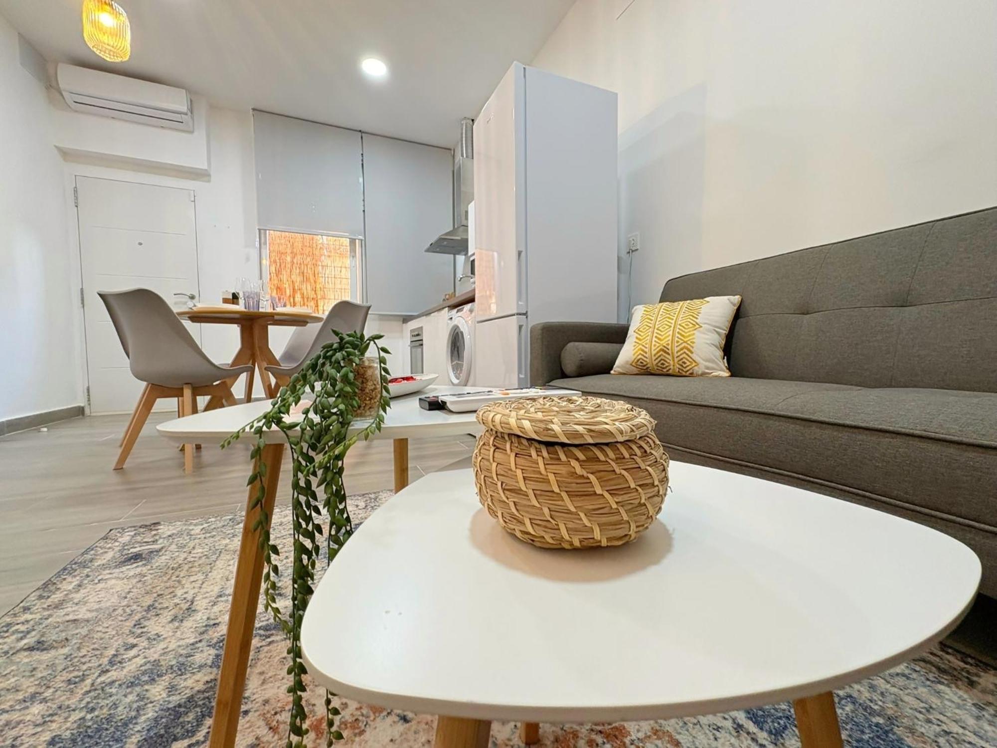 Estudio Maria Zambrano A Pasos De La Estacion Malaga Ngoại thất bức ảnh